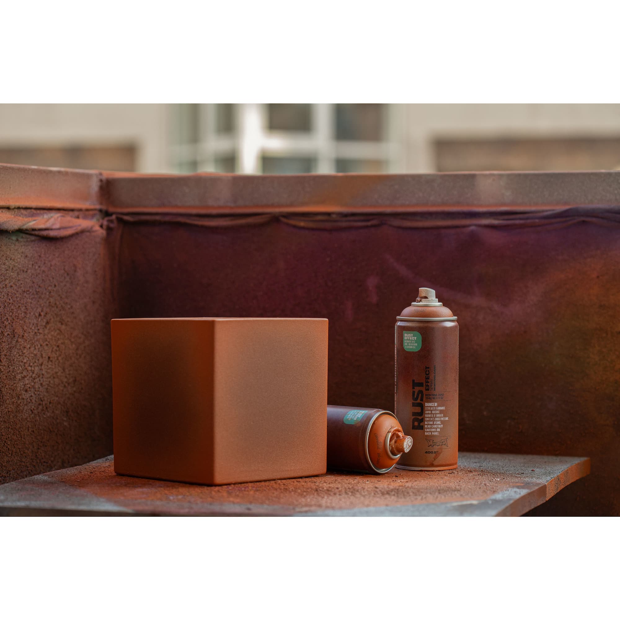 Montana™ RUST Effect 13.5oz. Brown Spray Paint